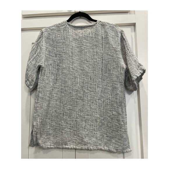Gray and white woven ladies top L - Picture 2 of 10